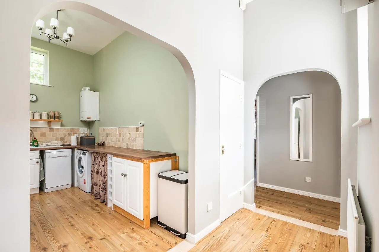 Pass The Keys Charming Cottage Near Clifton Moor York