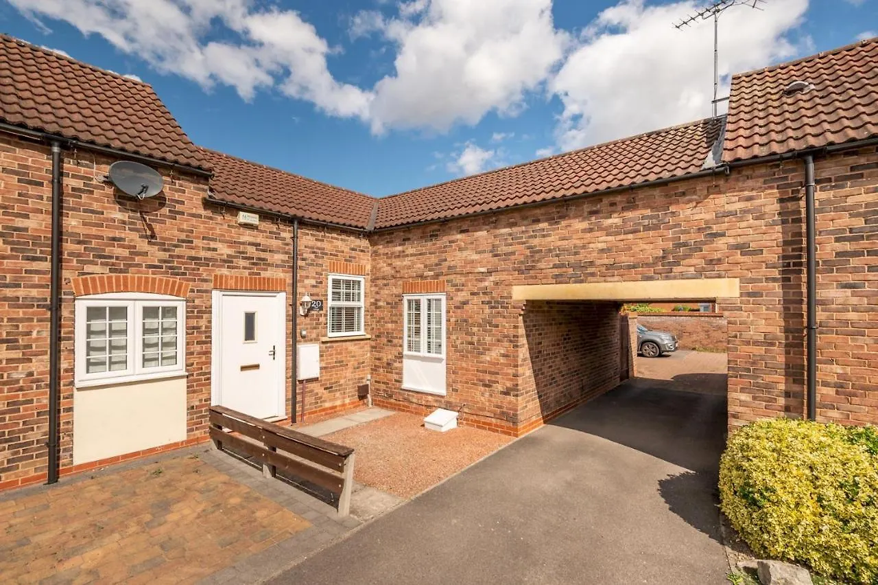 Pass The Keys Charming Cottage Near Clifton Moor York